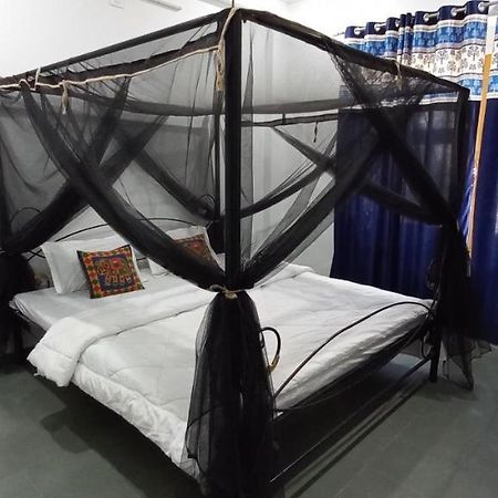 Hill Paradise Home Stay Udaipur Bagian luar foto
