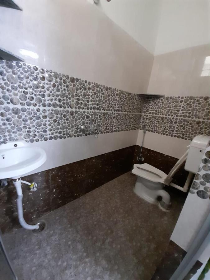 Hill Paradise Home Stay Udaipur Bagian luar foto