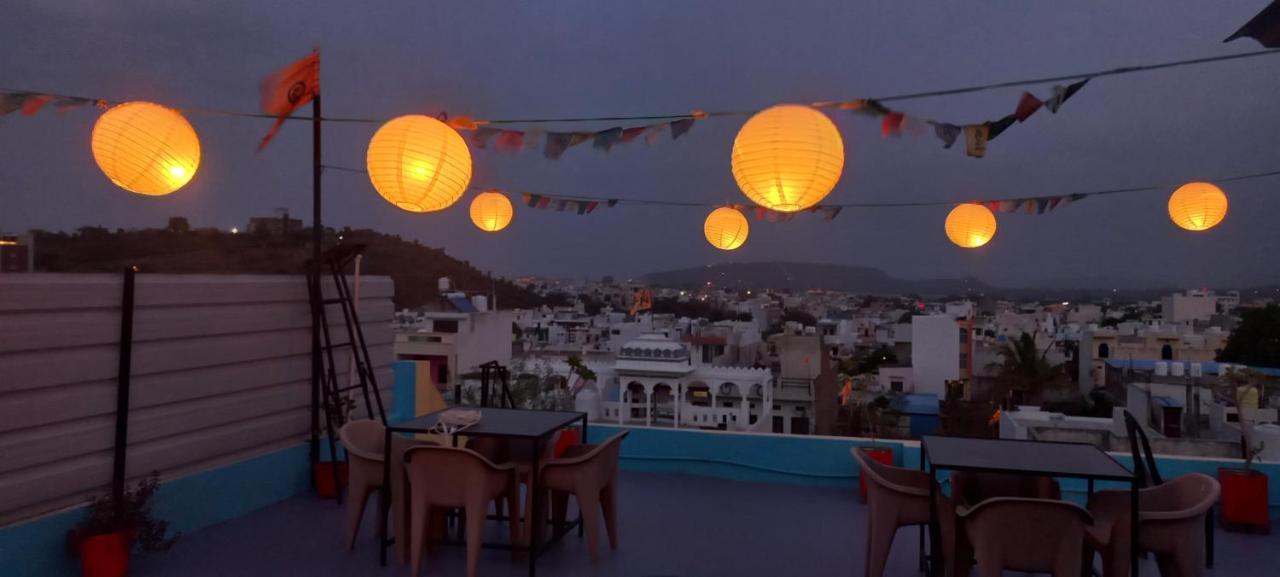 Hill Paradise Home Stay Udaipur Bagian luar foto
