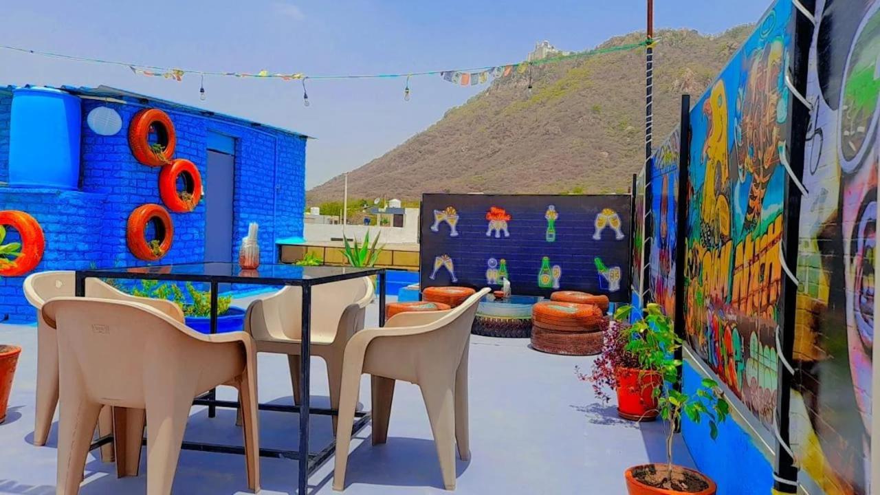 Hill Paradise Home Stay Udaipur Bagian luar foto