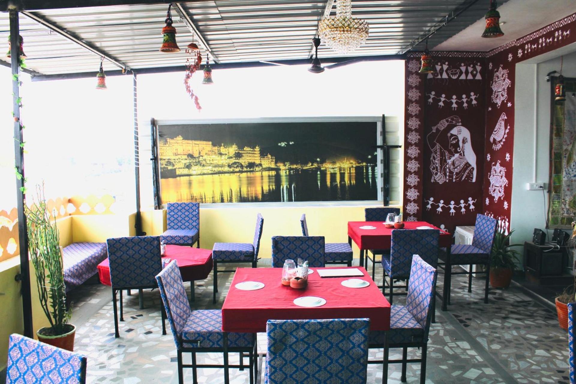 Hill Paradise Home Stay Udaipur Bagian luar foto
